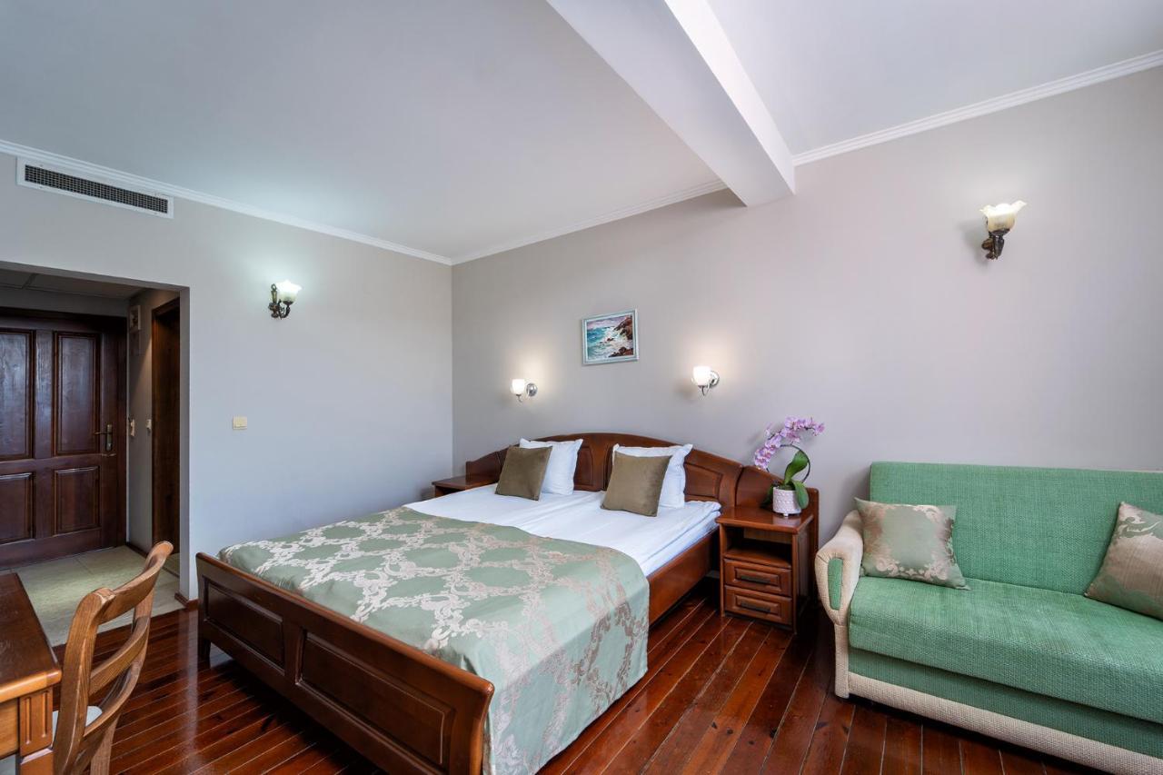 Hotel Izvora クラネヴォ エクステリア 写真
